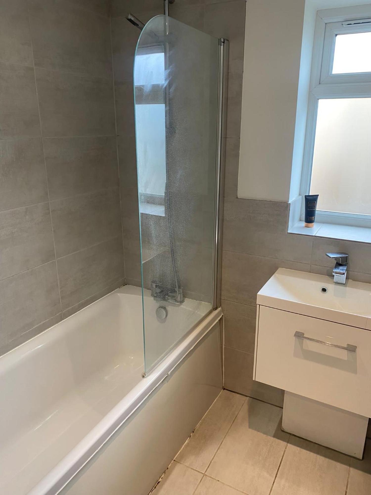Large Luxury Appartment Cobham  Bagian luar foto